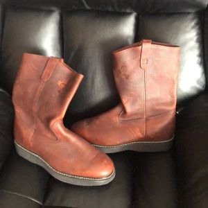 Eva-Tech Fin & Feather men’s 10” brown leather boot. Size 11.5 E4 Extra Wide.